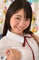 Yuzuka Shirai - On3gp Cross Legged