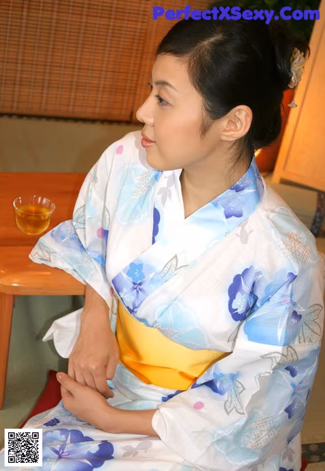 Emi Fukatsu - Lailie Pussylips Pics